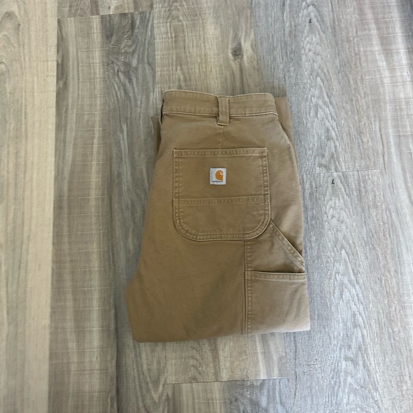 Tan carhartt cargos - Picture 2 of 4